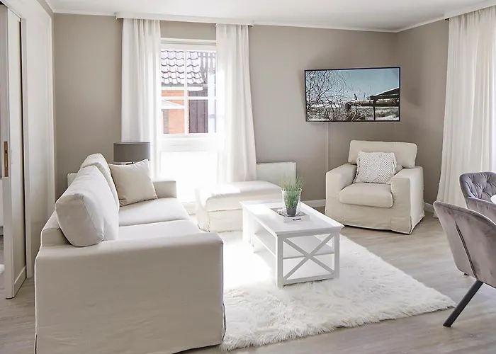 Techts Strandhaus טימנדורפר שטרנד