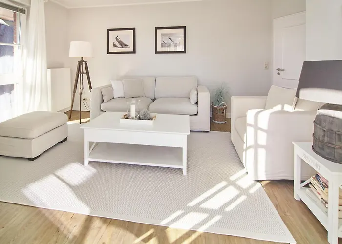 Techts Strandhaus טימנדורפר שטרנד