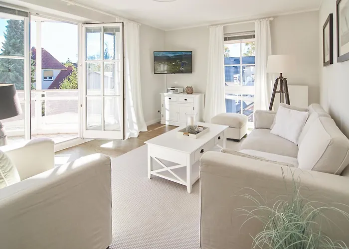 Techts Strandhaus טימנדורפר שטרנד